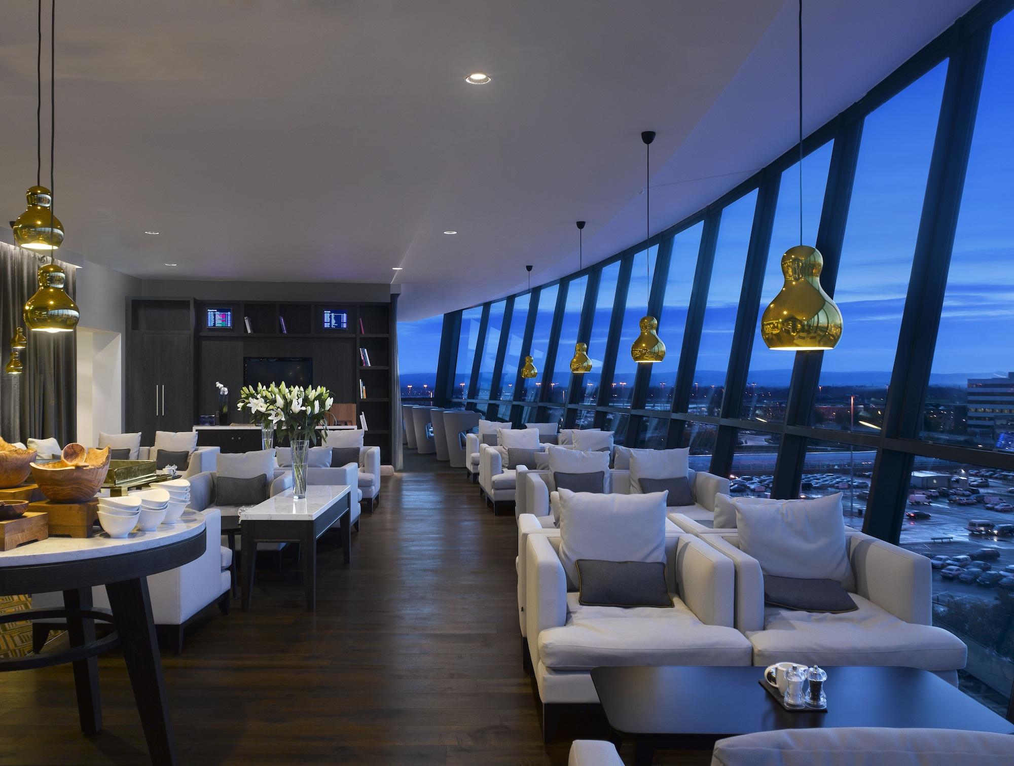 Radisson Blu Manchester Airport Hotel 4*