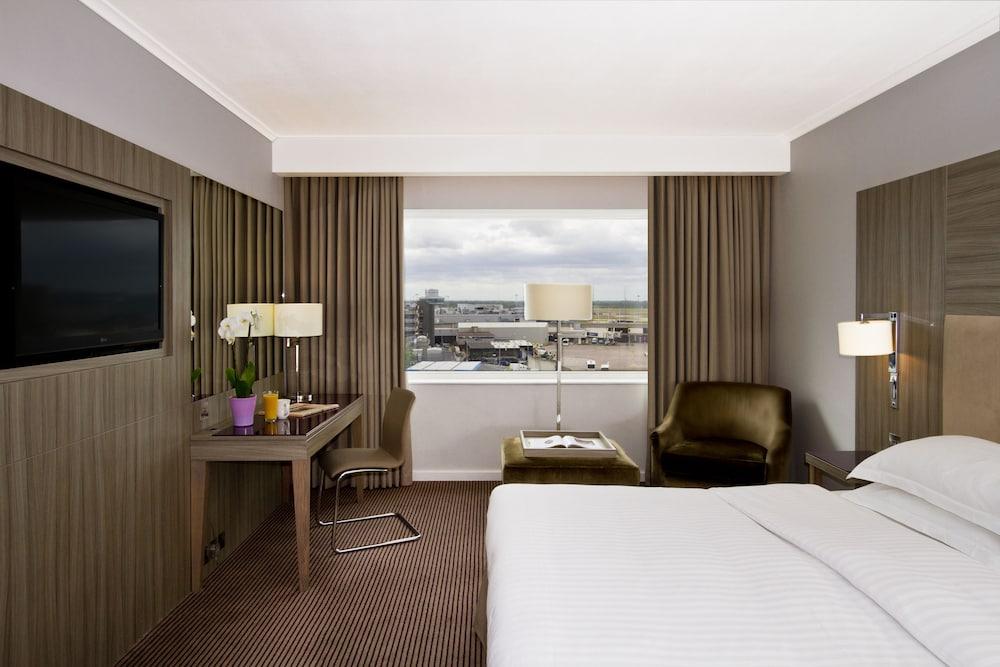 Hotel Radisson Blu Manchester Airport 4*