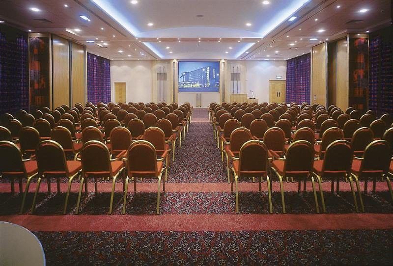 Radisson Blu Manchester Airport 4* Hale (Greater Manchester)